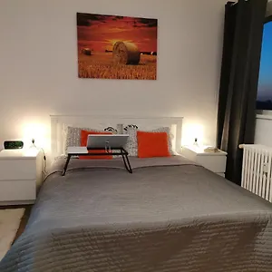 Piata Victoriei Apartment